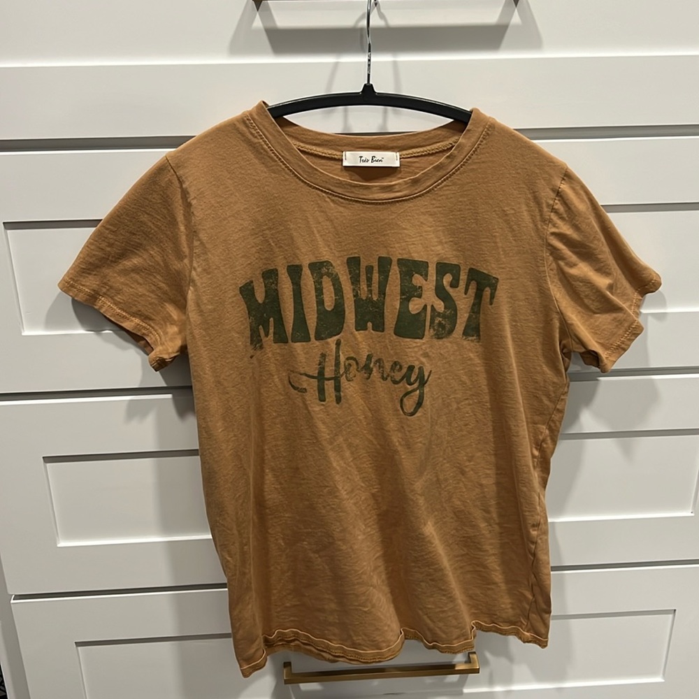 Women’s boutique Tshirt